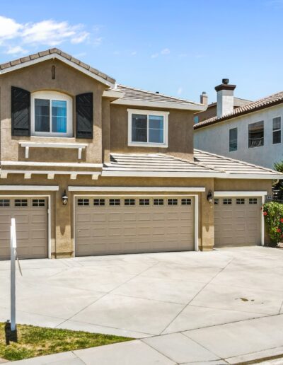 Front Elevation - 28474 N Incline Ln Santa Clarita California for Sale by SCVHolly