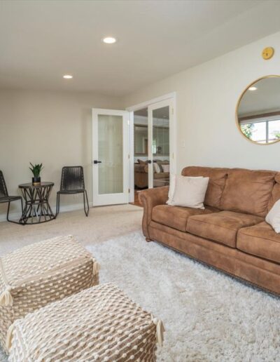 Den - 26326 Woodlark Ln Valencia CA