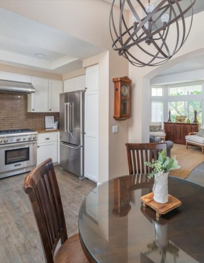 Kitchen - 27054 Riversbridge Way Valencia CA