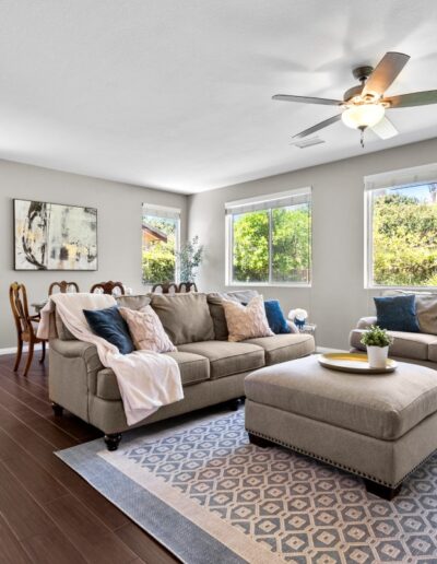 Living Room - 28474 N Incline Ln Santa Clarita California for Sale by SCVHolly