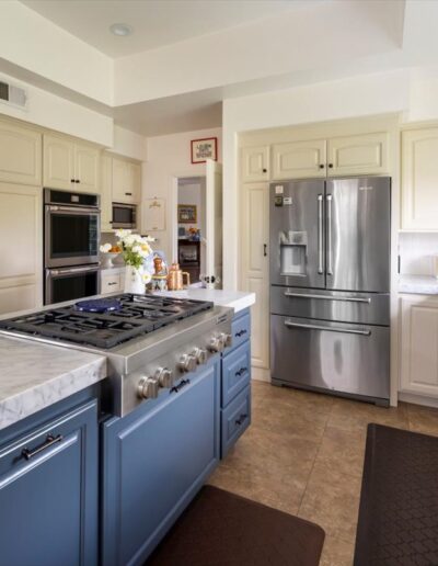 24059 Regents Park Cir Valencia CA For Sale - Kitchen