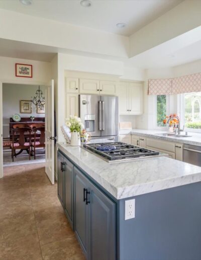 24059 Regents Park Cir Valencia CA For Sale - Kitchen