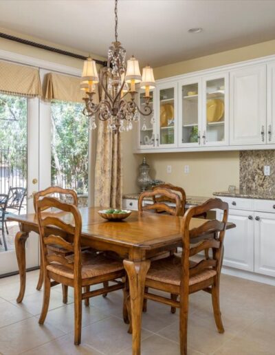 26911 Augusta Pl Valencia CA - Breakfast Nook