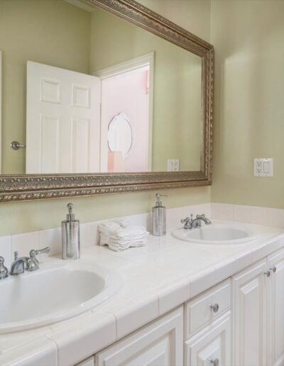 26911 Augusta Pl Valencia CA - Bathroom