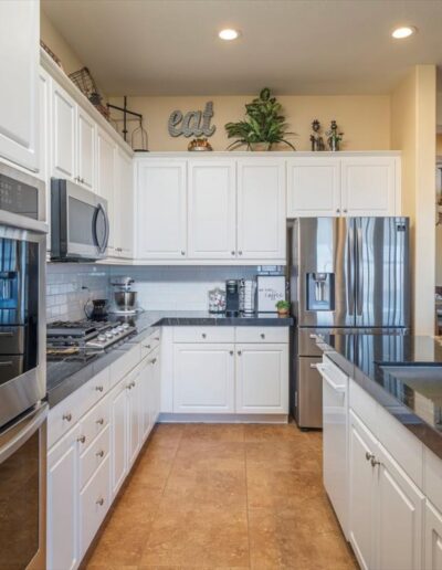 Kitchen - 34407 Scott Way Acton, CA - For Sale