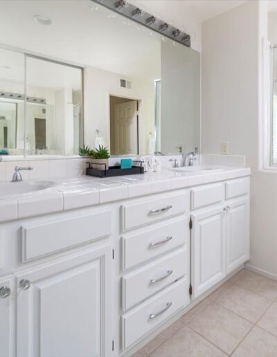 Primary Bathroom - 29027 Raintree Ln. Santa Clarita California For Sale by SCV Holly